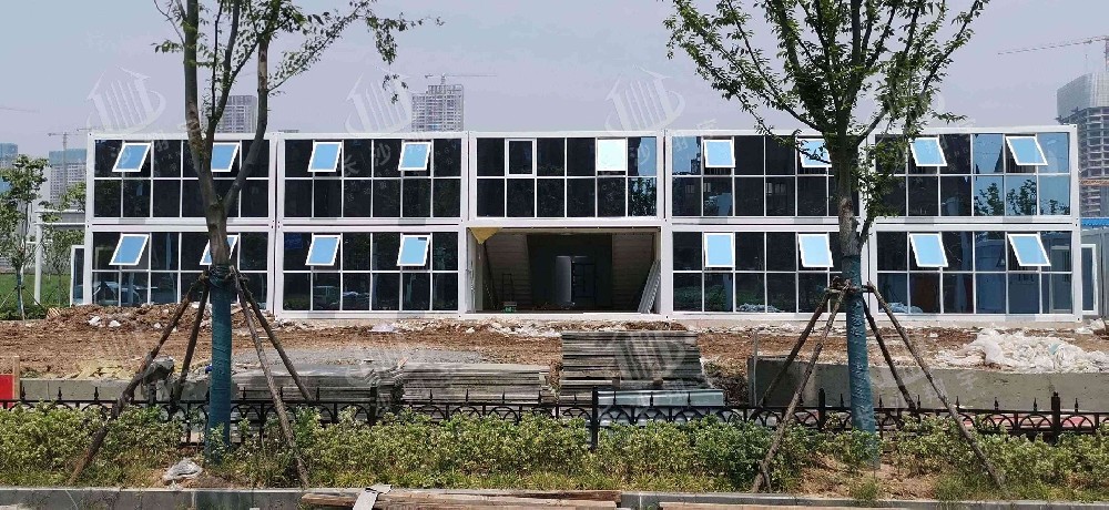 中建三局-东湖金茂项目